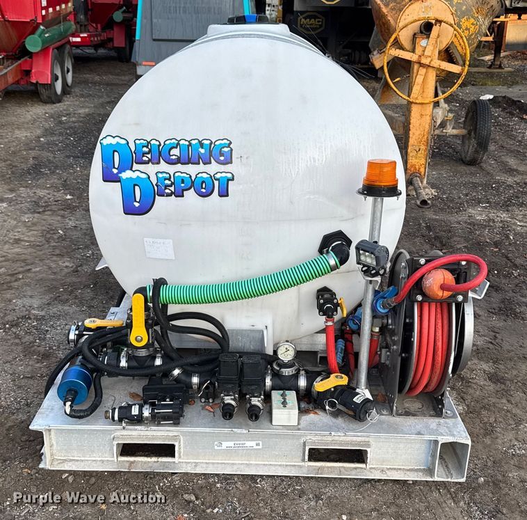 image for item EV4107 Deicing Depot Deicing tank skid