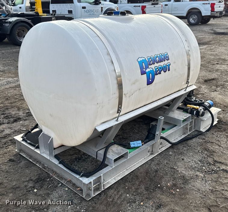 image for item EV4107 Deicing Depot Deicing tank skid