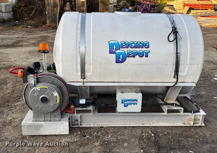 image for item EV4107 Deicing Depot Deicing tank skid