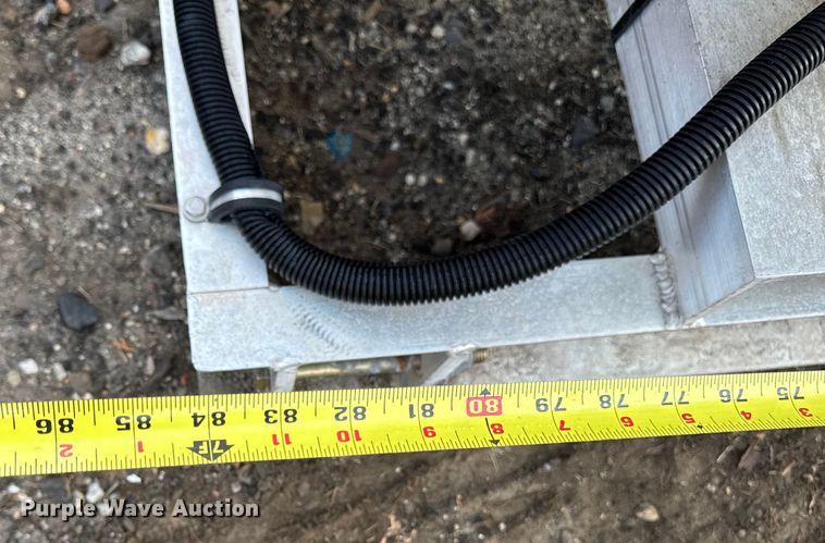 image for item EV4108 Deicing depot Deicing tank skid