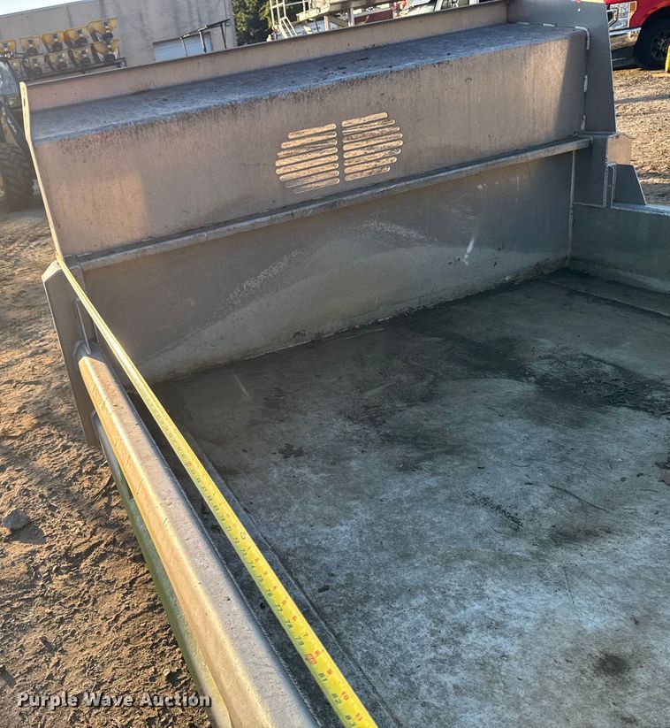 image for item EV4109 Rugby dump bed