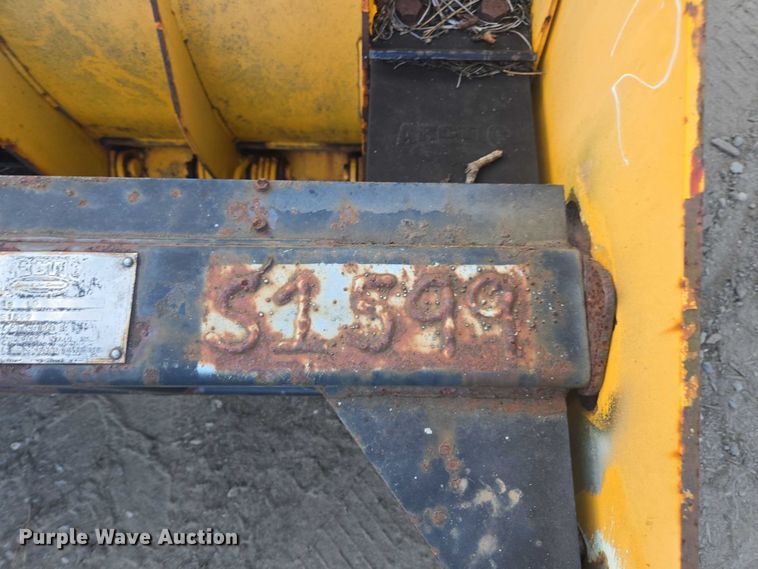 image for item EV4110 Artic wheel loader snow pusher