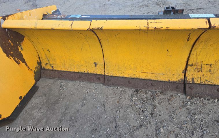 image for item EV4110 Artic wheel loader snow pusher