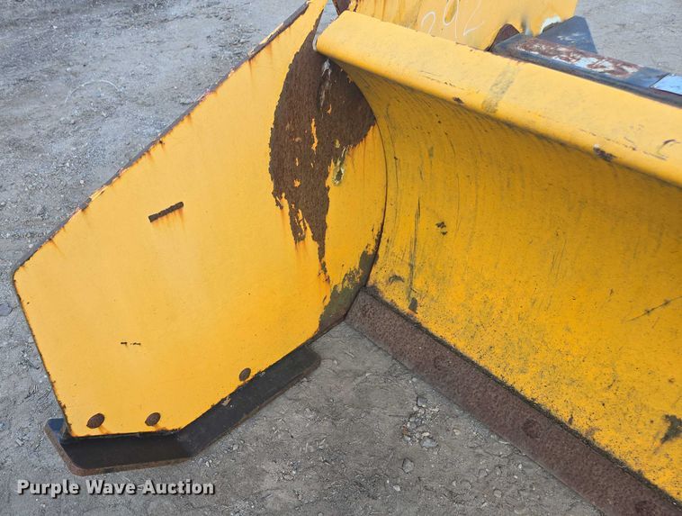 image for item EV4110 Artic wheel loader snow pusher