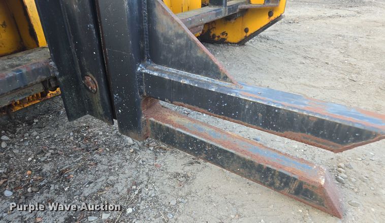 image for item EV4110 Artic wheel loader snow pusher