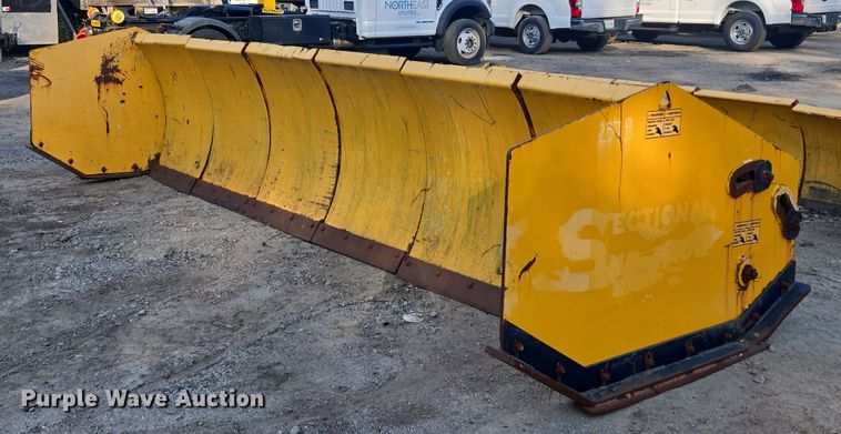 image for item EV4111 Artic wheel loader snow pusher