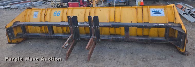 image for item EV4111 Artic wheel loader snow pusher