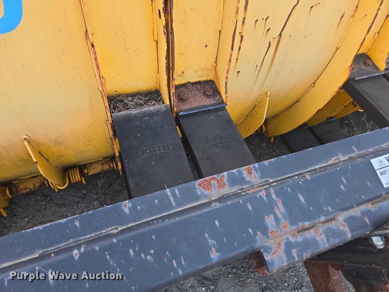 image for item EV4111 Artic wheel loader snow pusher