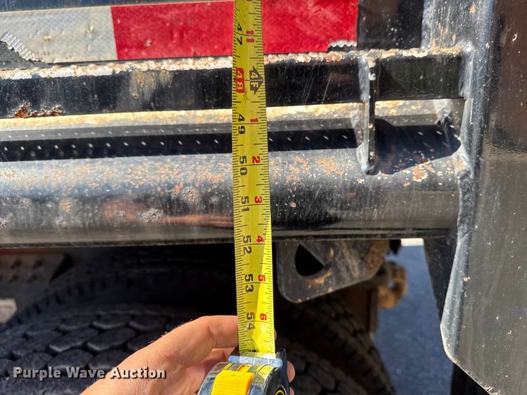 image for item EV4114 2019 Peterbilt 567 dump truck