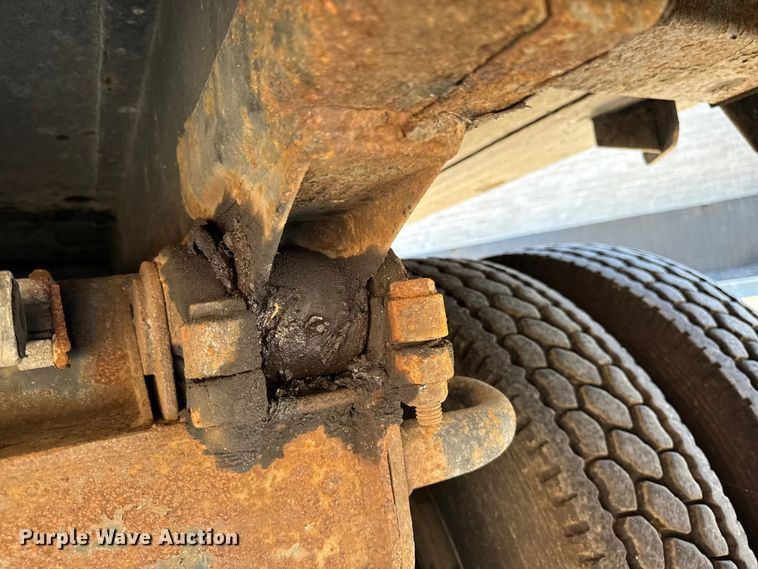 image for item EV4114 2019 Peterbilt 567 dump truck