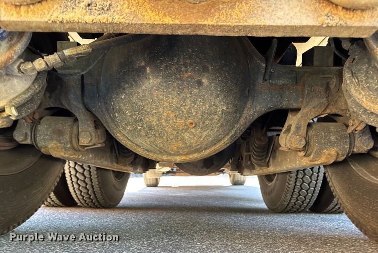 image for item EV4114 2019 Peterbilt 567 dump truck