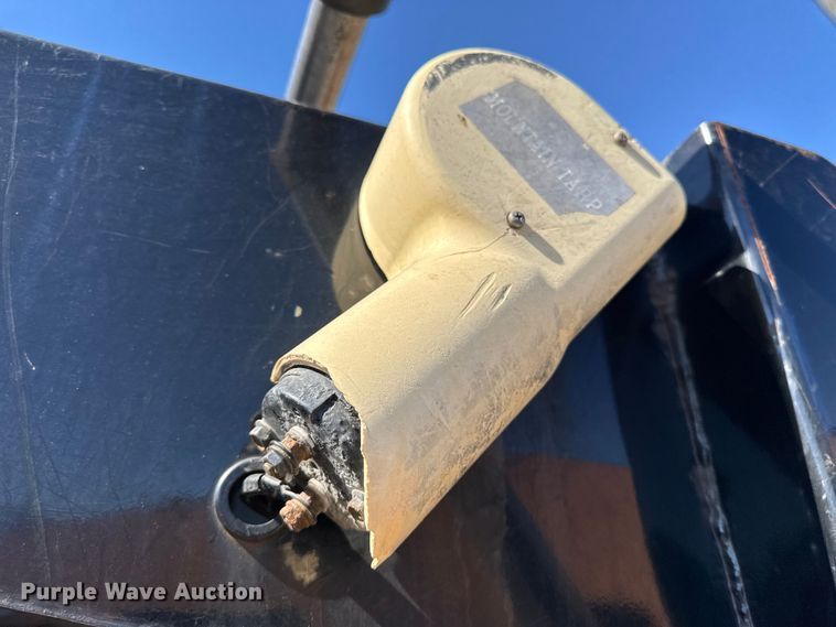 image for item EV4114 2019 Peterbilt 567 dump truck