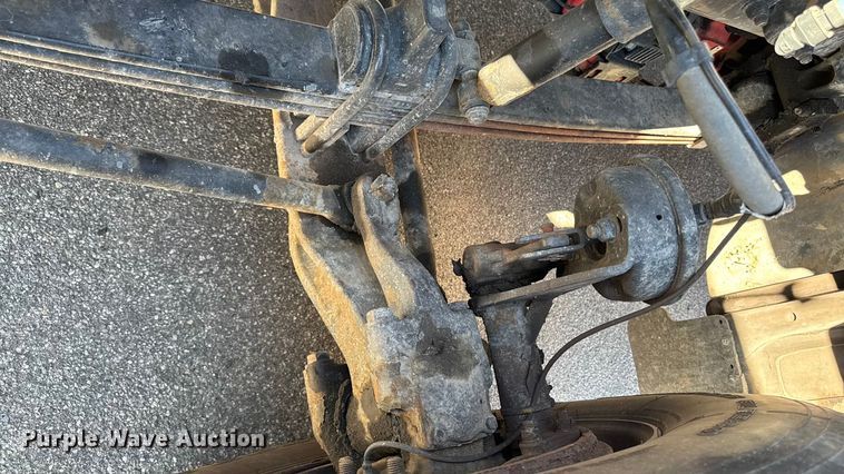 image for item EV4114 2019 Peterbilt 567 dump truck