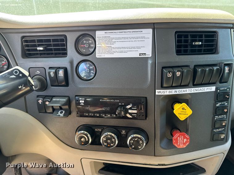 image for item EV4114 2019 Peterbilt 567 dump truck