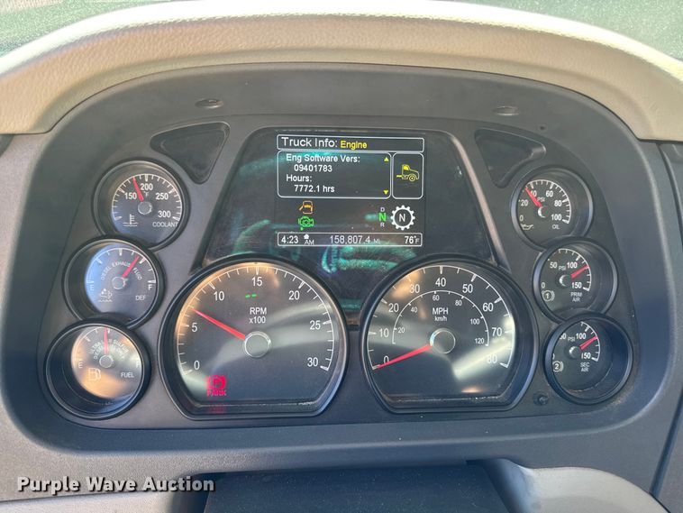 image for item EV4114 2019 Peterbilt 567 dump truck