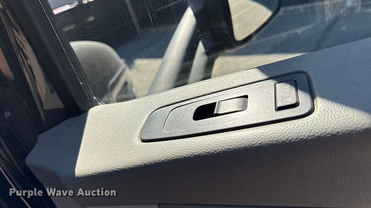 image for item EV4114 2019 Peterbilt 567 dump truck