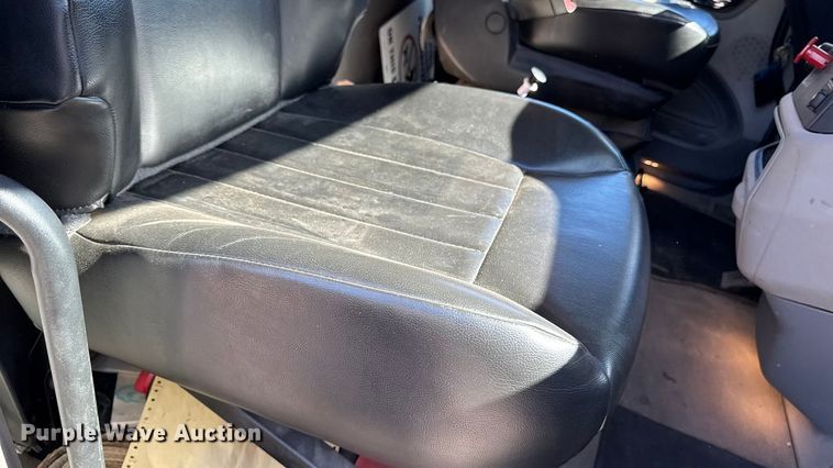 image for item EV4114 2019 Peterbilt 567 dump truck