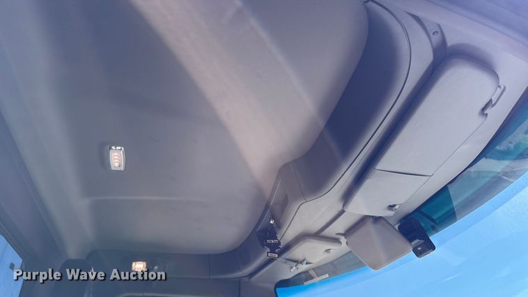 image for item EV4114 2019 Peterbilt 567 dump truck