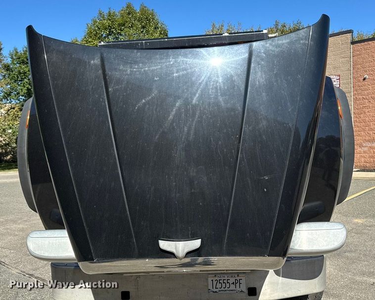 image for item EV4114 2019 Peterbilt 567 dump truck