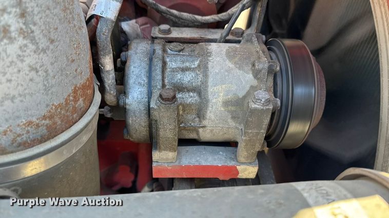 image for item EV4114 2019 Peterbilt 567 dump truck