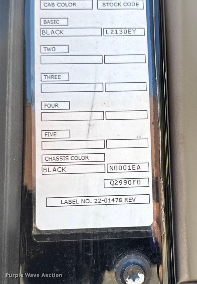 image for item EV4114 2019 Peterbilt 567 dump truck