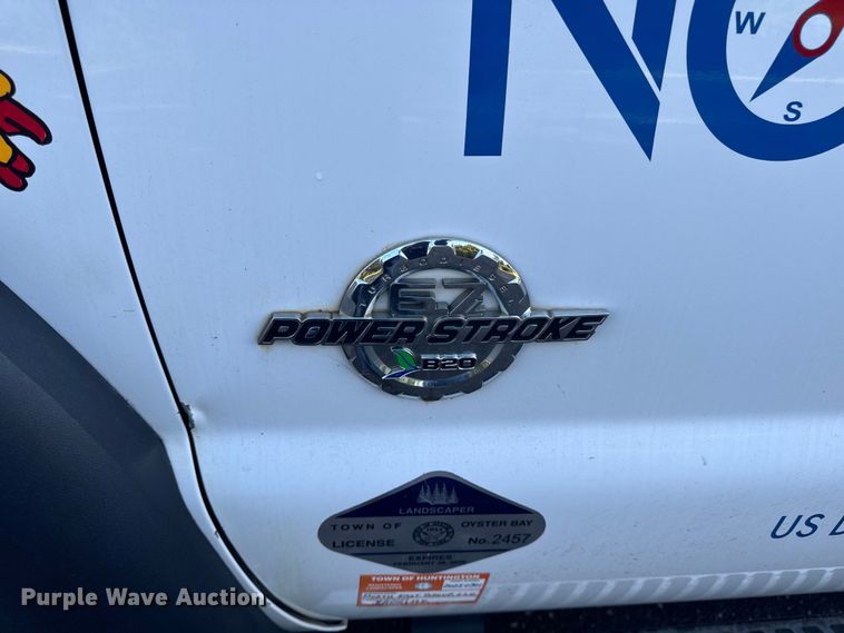 image for item EV4116 2016 Ford F550 Crew Cab dump truck