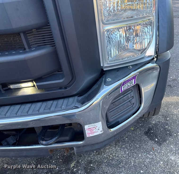 image for item EV4116 2016 Ford F550 Crew Cab dump truck