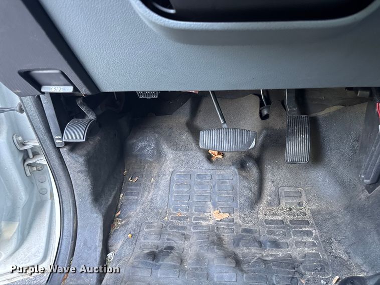 image for item EV4116 2016 Ford F550 Crew Cab dump truck