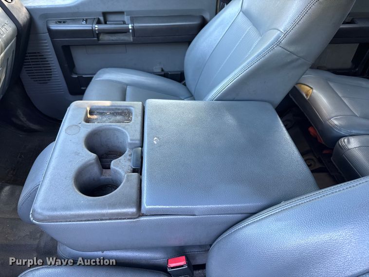 image for item EV4116 2016 Ford F550 Crew Cab dump truck