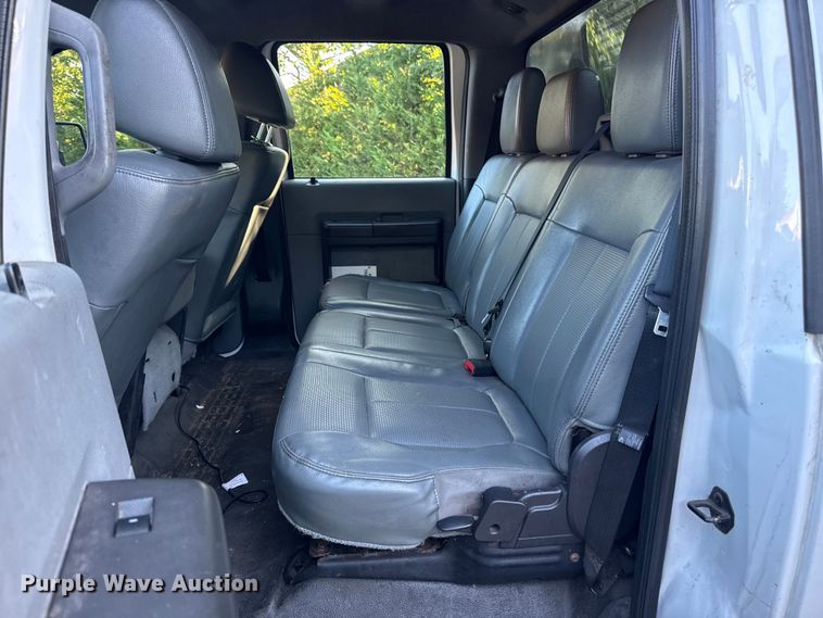 image for item EV4116 2016 Ford F550 Crew Cab dump truck