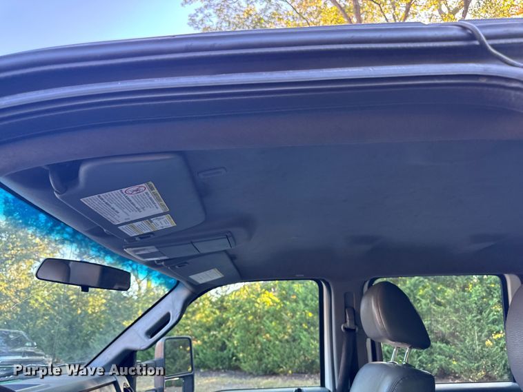 image for item EV4116 2016 Ford F550 Crew Cab dump truck