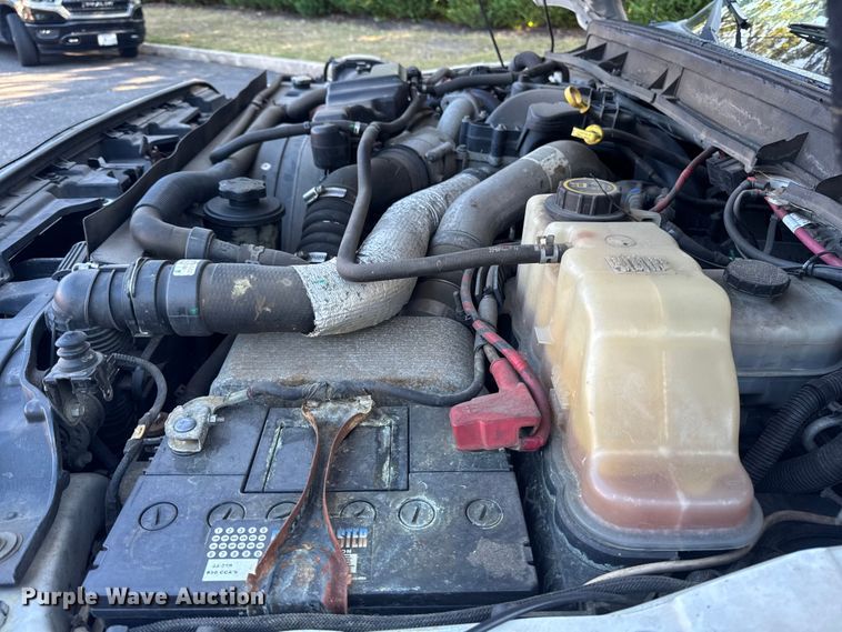 image for item EV4116 2016 Ford F550 Crew Cab dump truck