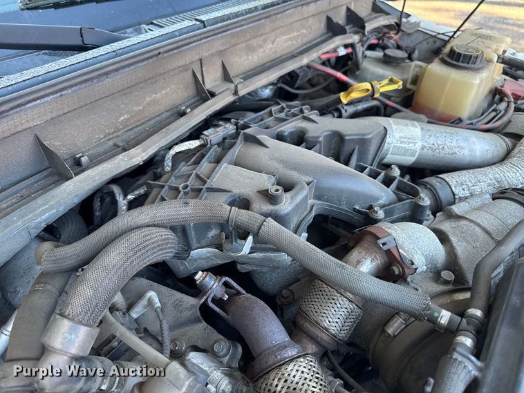 image for item EV4116 2016 Ford F550 Crew Cab dump truck