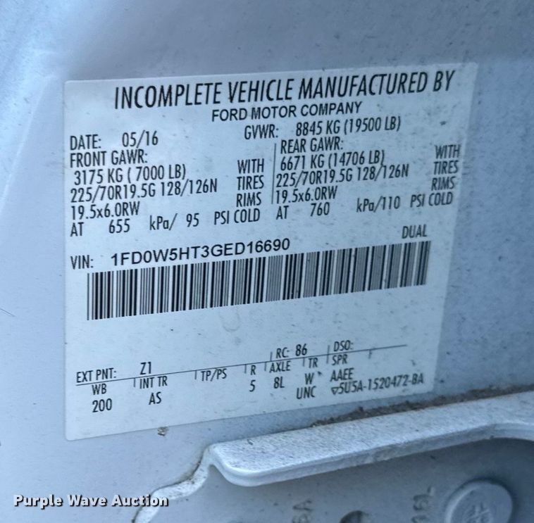 image for item EV4116 2016 Ford F550 Crew Cab dump truck