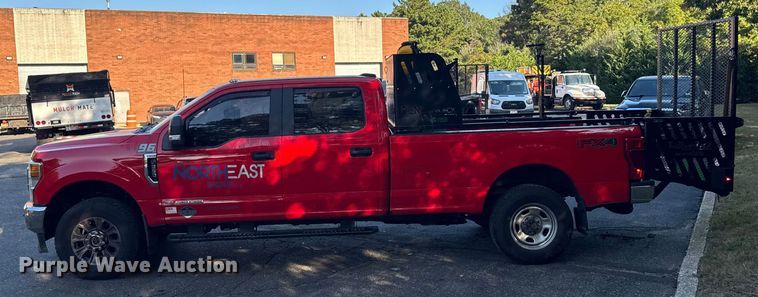 image for item EV4117 2022 Ford F350 Super Duty Crew Cab pickup truck