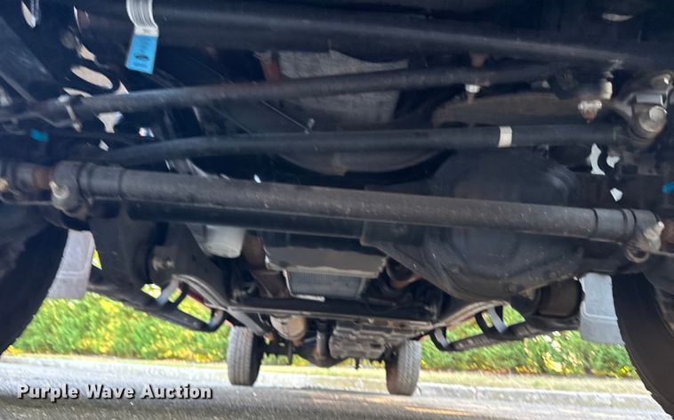 image for item EV4117 2022 Ford F350 Super Duty Crew Cab pickup truck