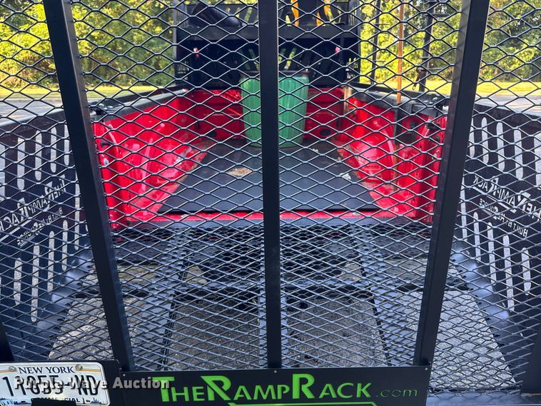 image for item EV4117 2022 Ford F350 Super Duty Crew Cab pickup truck