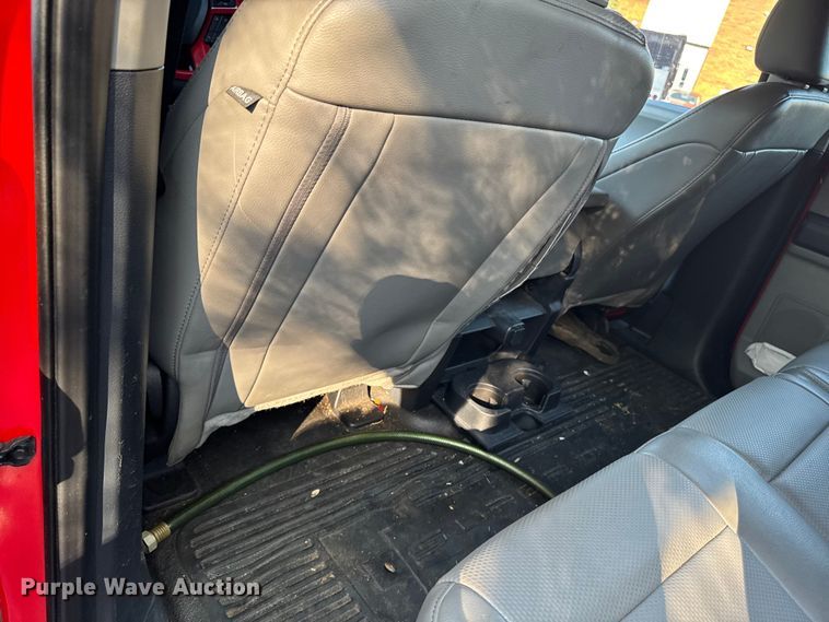 image for item EV4117 2022 Ford F350 Super Duty Crew Cab pickup truck