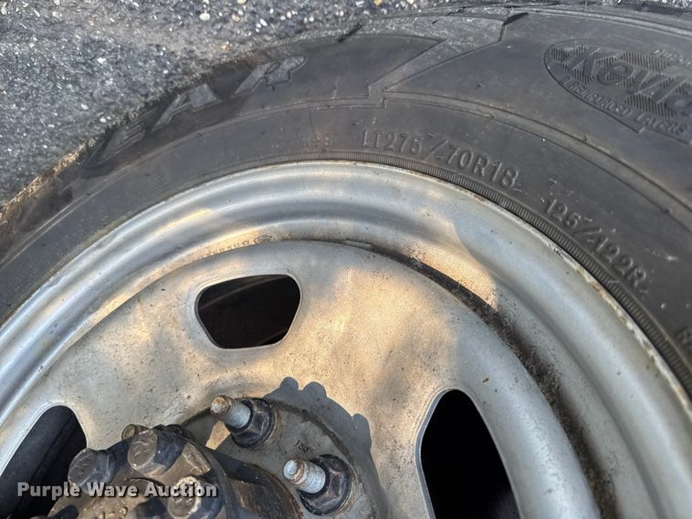 image for item EV4117 2022 Ford F350 Super Duty Crew Cab pickup truck