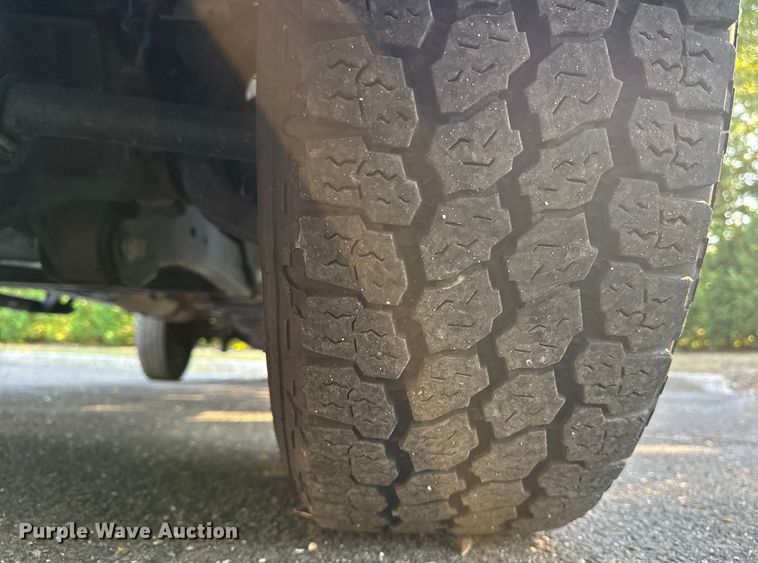 image for item EV4117 2022 Ford F350 Super Duty Crew Cab pickup truck