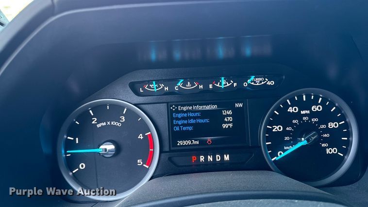 image for item EV4119 2022 Ford F-350 SuperCab pickup truck