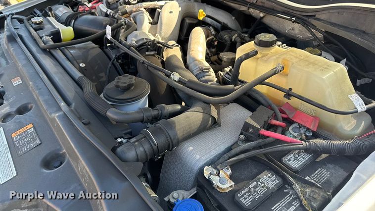 image for item EV4119 2022 Ford F-350 SuperCab pickup truck