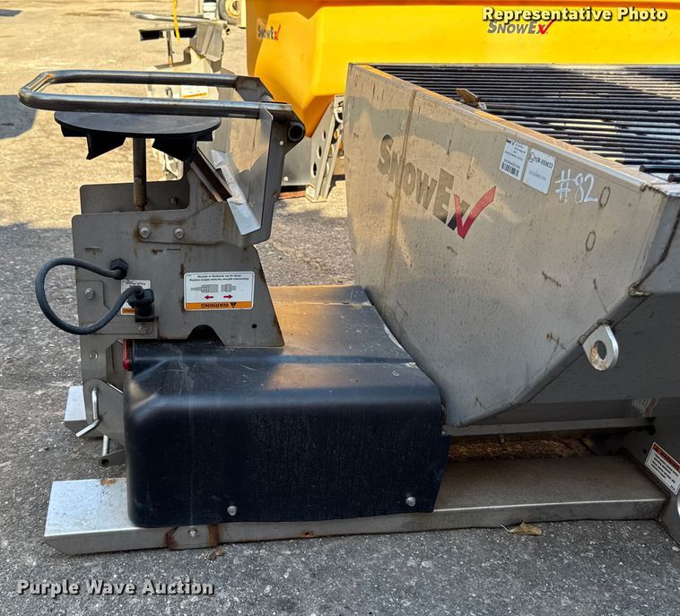 image for item EV4127 (2) SnowEx Helixx SS spreaders