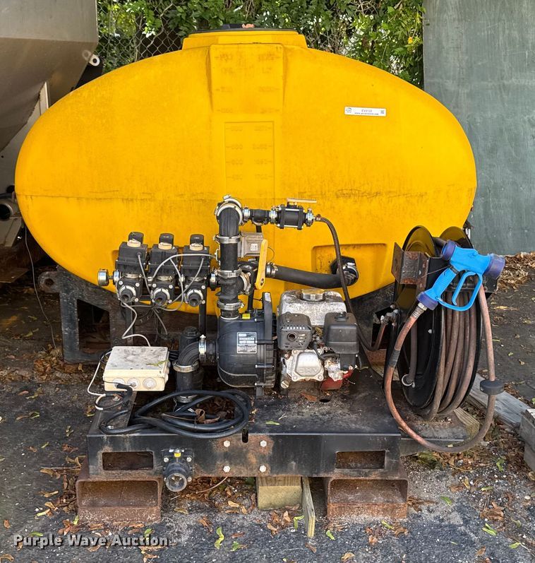 image for item EV4133 Snow Ex LiquiMAXX hook lift spray bed