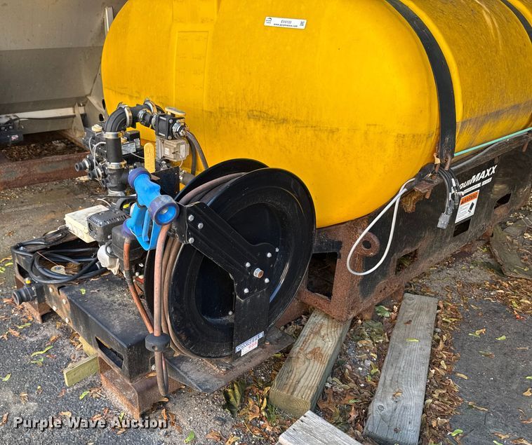 image for item EV4133 Snow Ex LiquiMAXX hook lift spray bed