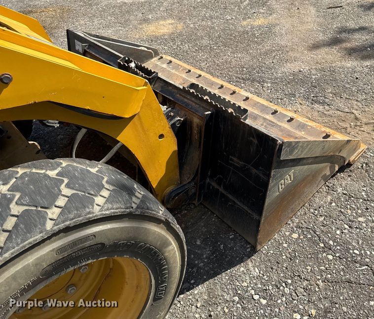 image for item EV4135 2019 Caterpillar 262D skid steer loader