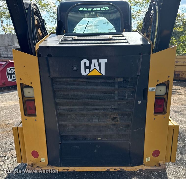 image for item EV4135 2019 Caterpillar 262D skid steer loader
