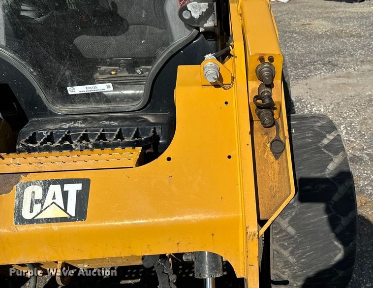 image for item EV4135 2019 Caterpillar 262D skid steer loader