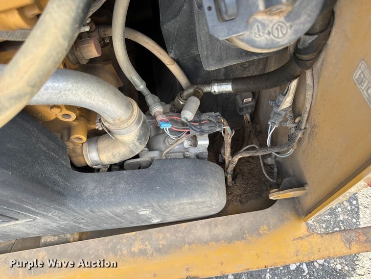 image for item EV4135 2019 Caterpillar 262D skid steer loader