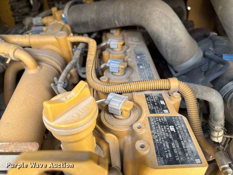 image for item EV4135 2019 Caterpillar 262D skid steer loader